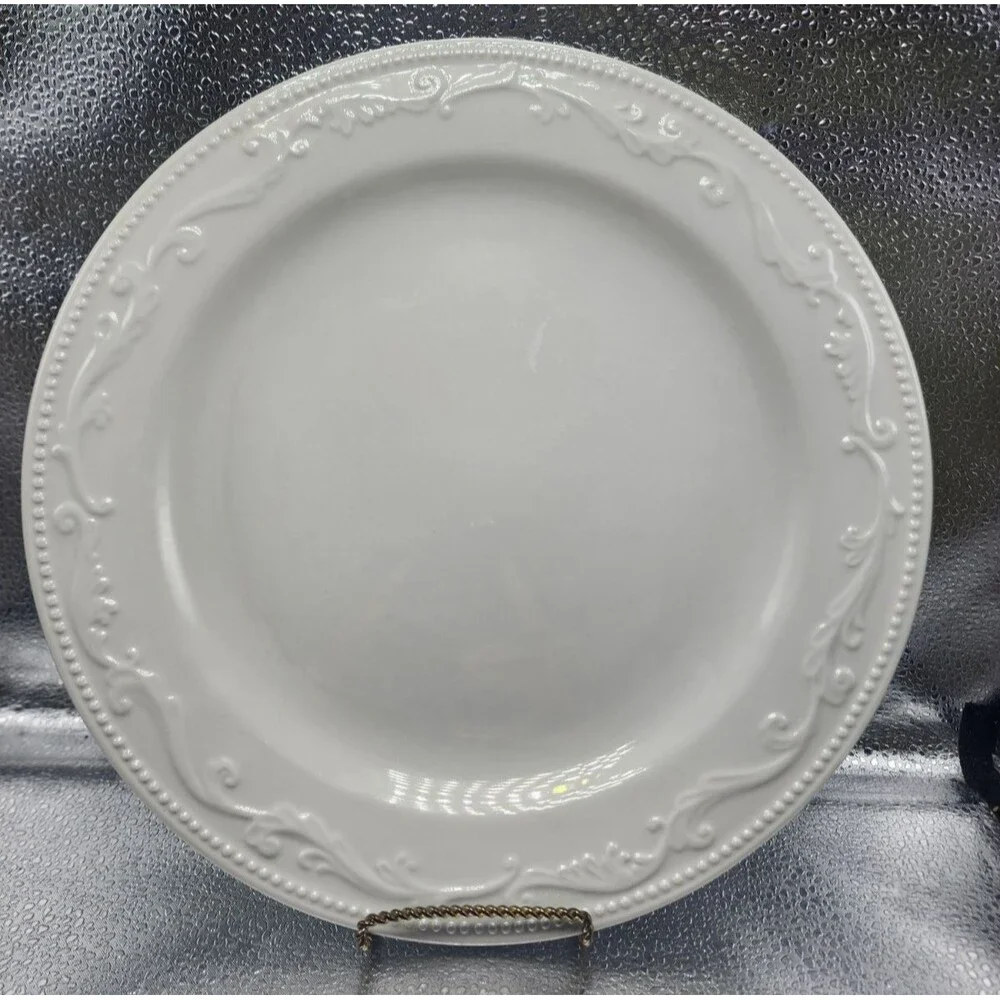 Mesa International Embossed Dot & Scrolls Dinner Plates (Set of 2)